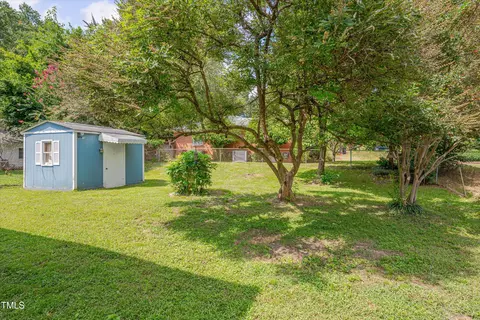 Exterior - 804 Ruby St, Durham, NC 27704 photo 6 of 8