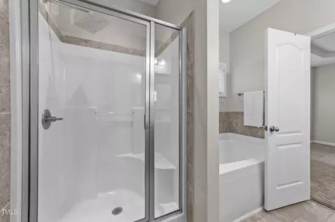 Bath - 83 Mariners Point Way, Garner, NC 27529 photo 2 of 3