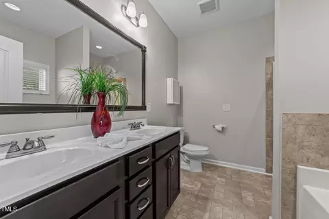 Bath - 83 Mariners Point Way, Garner, NC 27529 photo 1 of 3