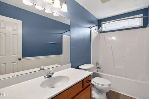 27 Elvis Dr, Garner, NC 27529 photo 8