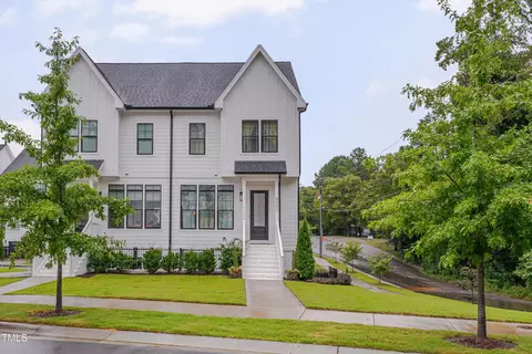 4902 Trek Ln, Raleigh, NC 27605