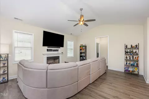 Entry Way - 5750 Stott St, Bailey, NC 27807 photo 1 of 1