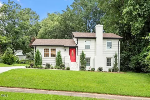 6005 Woodstock Dr, Raleigh, NC 27609