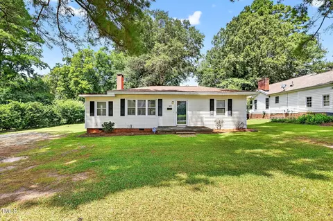 409 E Vance St, Fuquay Varina, NC 27526