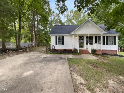 404 Helleri Ct, Wendell, NC 27591