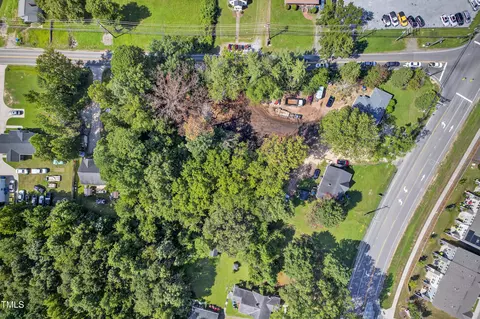 1202 Ellis Rd, Durham, NC 27703 photo 3