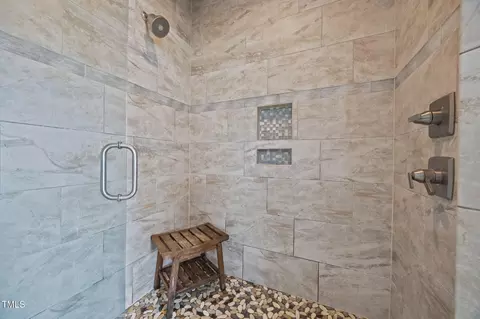 Bath - 3658 Genesis Ln, Wake Forest, NC 27587 photo 3 of 3
