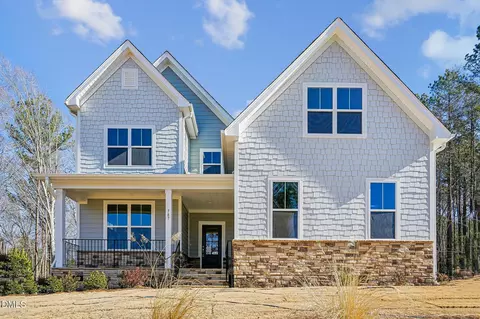787 Magnolia Acres Ln, Fuquay Varina, NC 27526