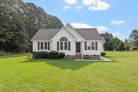 1480 White Memorial Church Rd, Willow Spring, NC 27592