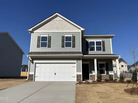 1611 Eagle Hill Rd, Fayetteville, NC 28312