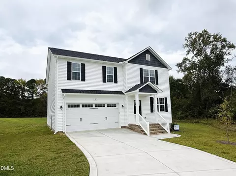 Exterior - 99 Mapledale Ct, Benson, NC 27504 photo 3 of 9