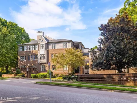 750 Washington St #205, Raleigh, NC 27605