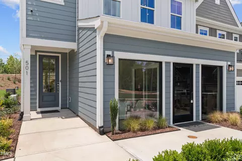 Exterior - 501 Brittany Ct, Durham, NC 27703 photo 7 of 9