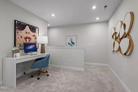 Entry Way - 501 Brittany Ct, Durham, NC 27703 photo 4 of 4