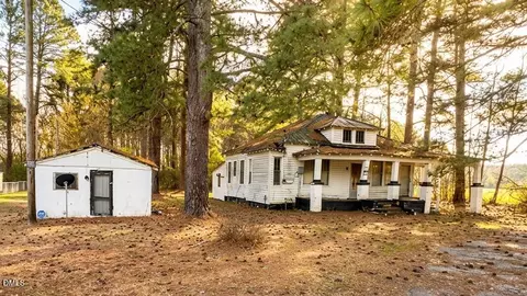 314 Dead End Rd, Enfield, NC 27823
