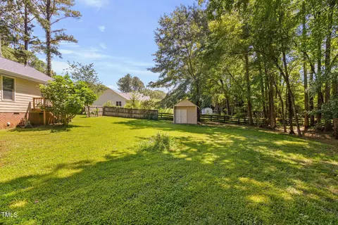 Exterior - 8736 Manns Loop Rd, Apex, NC 27539 photo 11 of 33