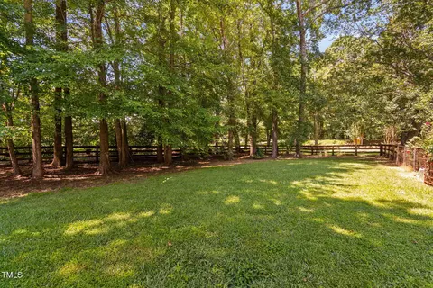 Exterior - 8736 Manns Loop Rd, Apex, NC 27539 photo 19 of 33