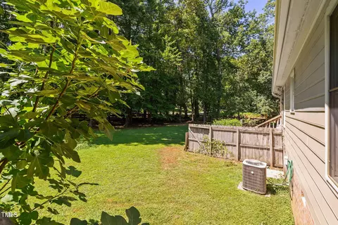 Exterior - 8736 Manns Loop Rd, Apex, NC 27539 photo 13 of 33