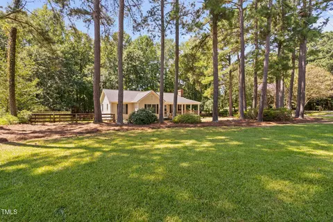 Exterior - 8736 Manns Loop Rd, Apex, NC 27539 photo 18 of 33