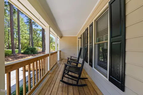 Exterior - 8736 Manns Loop Rd, Apex, NC 27539 photo 4 of 33