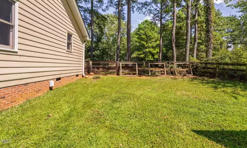 Exterior - 8736 Manns Loop Rd, Apex, NC 27539 photo 28 of 33