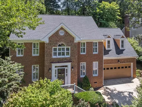 201 Piperwood Dr, Cary, NC 27518