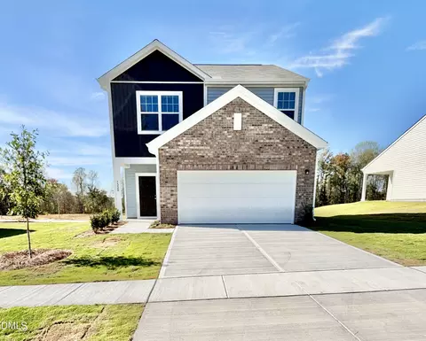 1320 Pond Overlook Dr, Nashville, NC 27856
