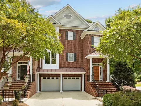 200 Lions Gate Dr, Cary, NC 27518