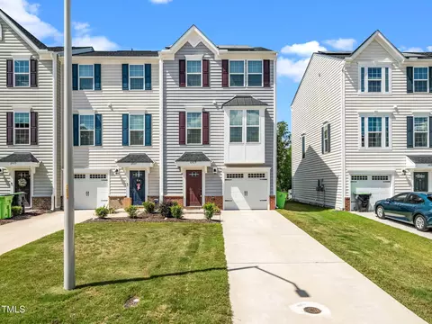 6429 Pathfinder Way, Raleigh, NC 27616