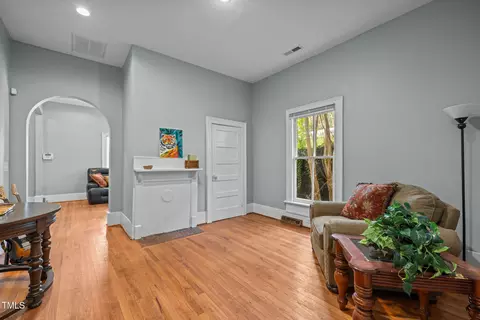Entry Way - 413 Pearce Ave, Wake Forest, NC 27587 photo 1 of 5