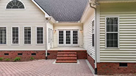 Exterior - 477 Westerman Pl, Smithfield, NC 27577 photo 7 of 11