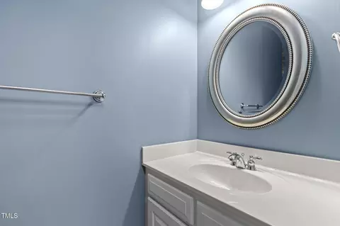 Bath - 477 Westerman Pl, Smithfield, NC 27577 photo 4 of 5