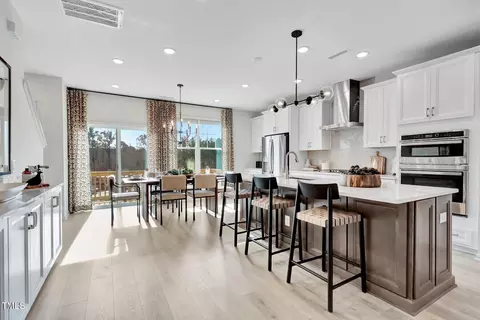 5024 Jowettes Walk Dr #23, Cary, NC 27519
