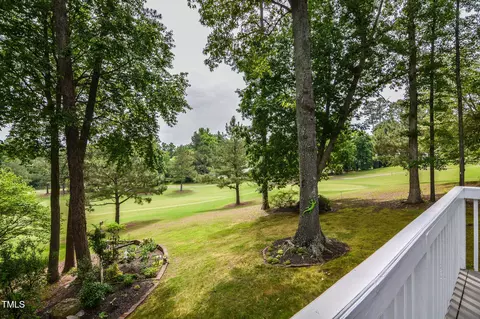 204 Muirfield Ln, Clayton, NC 27527