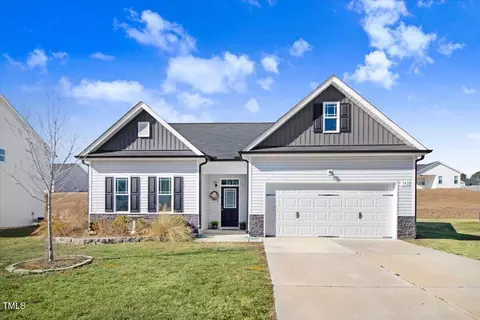 142 Jade St, Smithfield, NC 27577 photo 1