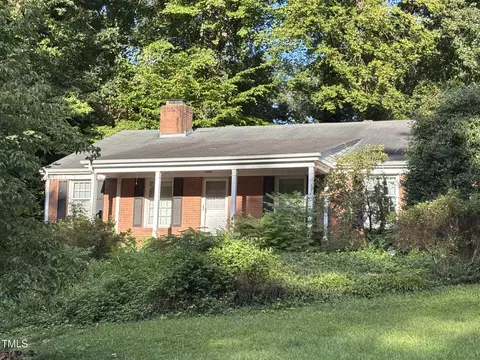 752 Currituck Dr, Raleigh, NC 27609