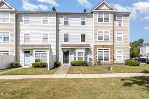 1211 Canyon Rock Ct #103, Raleigh, NC 27610