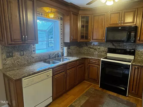 103 Stonecutter Ct, Garner, NC 27529 photo 12