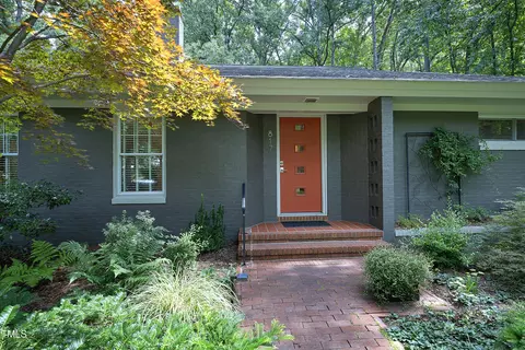 817 Old Mill Rd, Chapel Hill, NC 27514