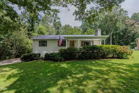 209 Debanne Rd, Mcleansville, NC 27301