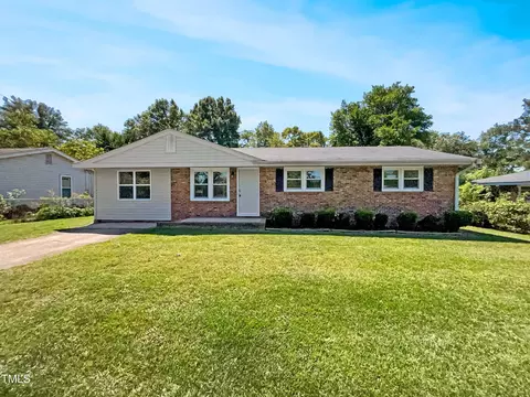 581 Braxton Blvd, Fayetteville, NC 28311