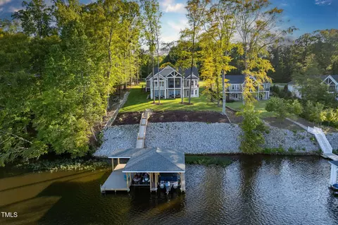 130 Mountain Rock Trl, Boydton, VA 23917