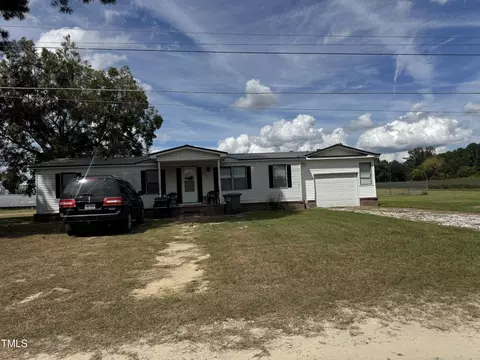 401 Bianka Ave, Windsor, NC 27983 photo 1