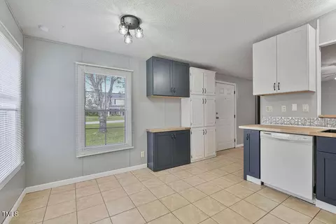 579 Lakerun Dr, Bunnlevel, NC 28323 photo 9
