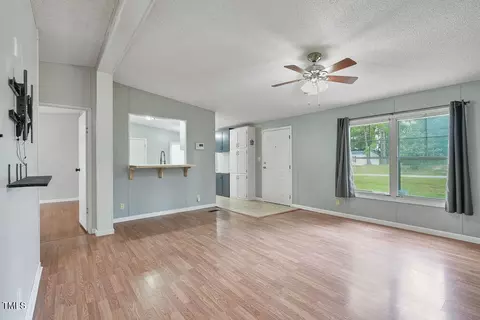579 Lakerun Dr, Bunnlevel, NC 28323 photo 6