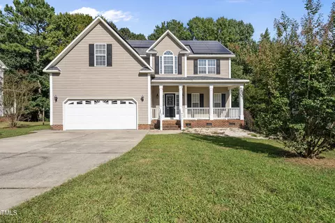 78 Great Oaks Dr, Garner, NC 27529