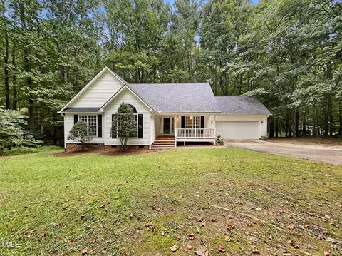 105 Redbay Ln, Clayton, NC 27527