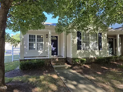 215 Highgate Cir, Wake Forest, NC 27587 photo 3