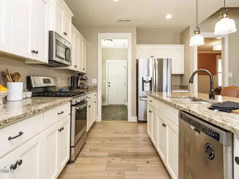 Kitchen - 394 Airedale Trl, Garner, NC 27529 photo 4 of 4