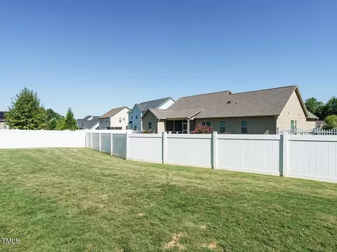 Exterior - 394 Airedale Trl, Garner, NC 27529 photo 4 of 5